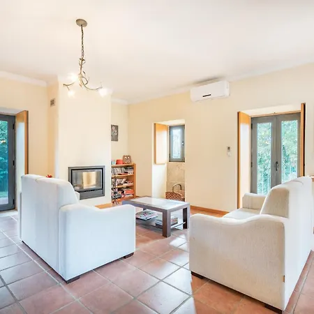 Quinta De Agriboa House - By Proguest * Cepoes
